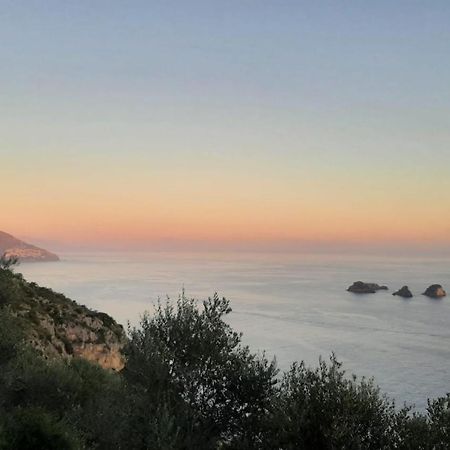 Villa Persico มัสซาลูเบรนเซ ภายนอก รูปภาพ